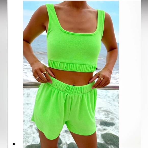 Show Me Your Mumu Kapowski Crop Top - Picture 2 of 7